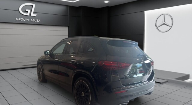 MERCEDES-BENZ GLA 220 4Matic 8G-DCT