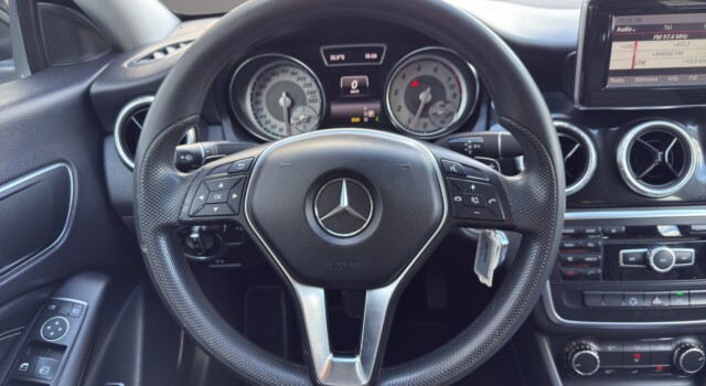MERCEDES-BENZ CLA 250 7G-DCT 4Matic