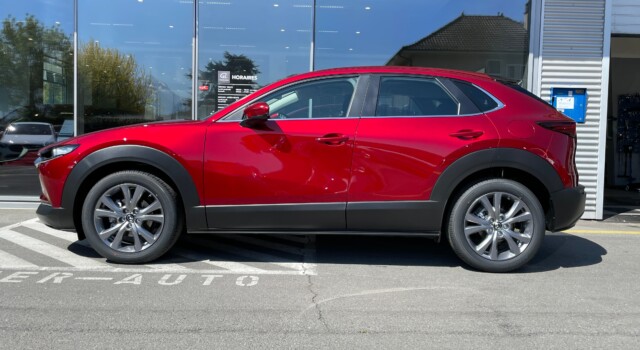 MAZDA CX-30 SKYACTIV-X 186 M Hybrid Centre Line AWD AT