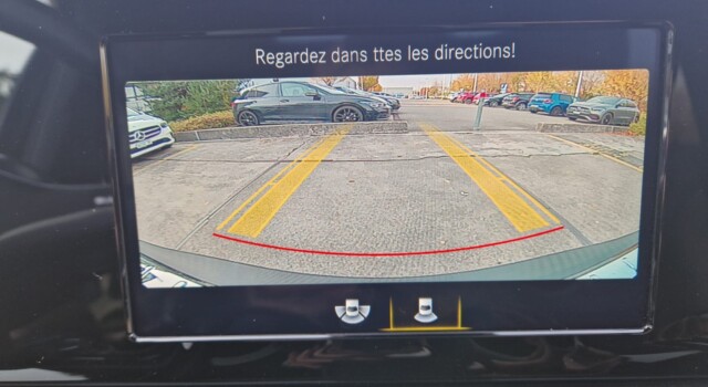 MERCEDES-BENZ EQA 350 4Matic