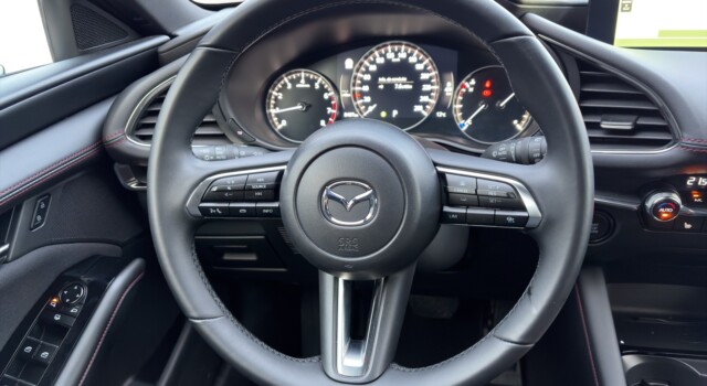 MAZDA 3 HB G 140 Homura A