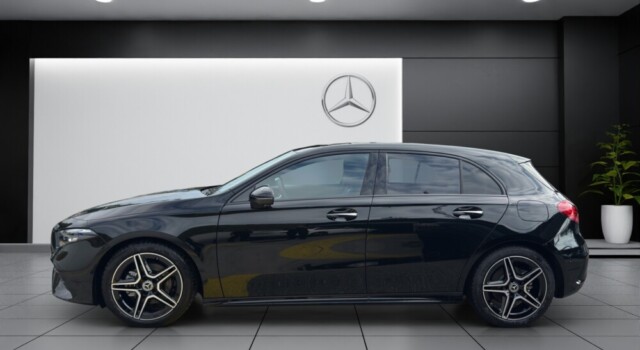 MERCEDES-BENZ A 200 Night Star 7G-DCT