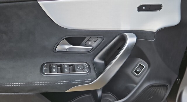 MERCEDES-BENZ CLA 250 CLA SB 250 Sw. Star 4M 7G