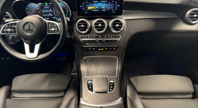 MERCEDES-BENZ GLC 300 GLC Coupé 300 e 4Matic 9G-Tronic