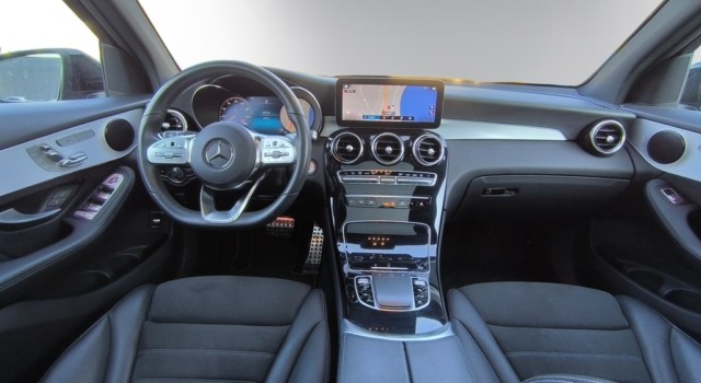 MERCEDES-BENZ GLC 200 AMG Line 4Matic