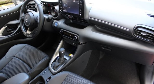 MAZDA 2 Hybrid Exclusive-line