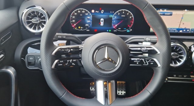 MERCEDES-BENZ A 250 4Matic 8G-DCT