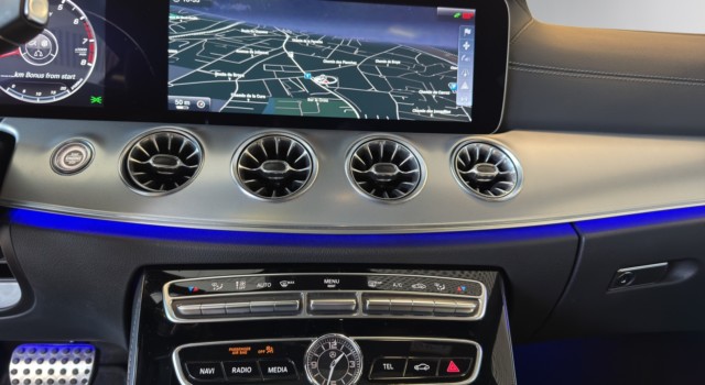 MERCEDES-BENZ E 400 AMG Line 4 Matic