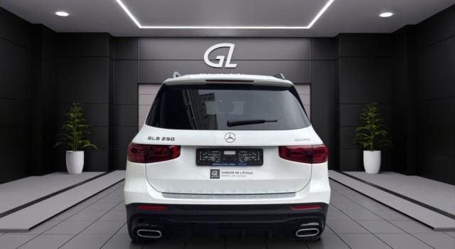 MERCEDES-BENZ GLB 250 4Matic 8G-Tronic