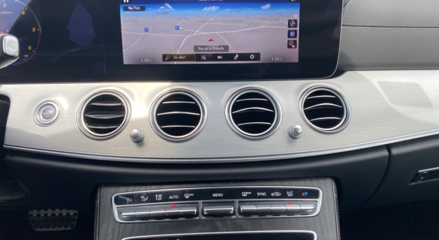 MERCEDES-BENZ E 220 d Swiss Star 4Matic