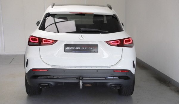 MERCEDES-BENZ GLA 220 d AMG Line 4Matic