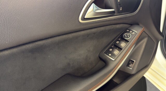 MERCEDES-BENZ CLA 220 CDI AMG Line