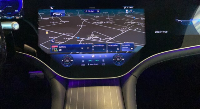 MERCEDES-BENZ EQS SUV 680 Maybach