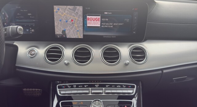 MERCEDES-BENZ E 400 AMG Line 4 Matic