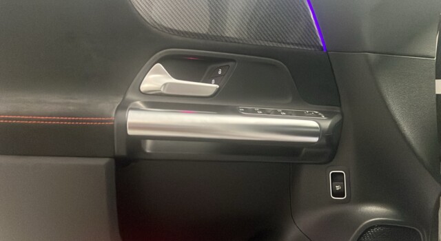 MERCEDES-BENZ B 200 AMG Line 7G-DCT