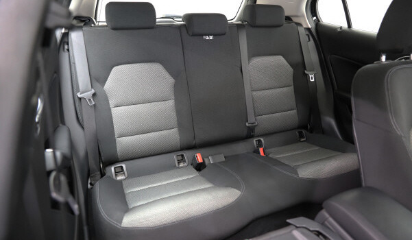 MERCEDES-BENZ GLA 220 4Matic