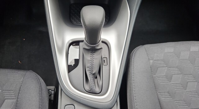 MAZDA 2 Hybrid Centre-line