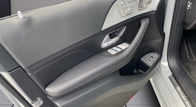 MERCEDES-BENZ GLE 300 d 4Matic 9G-Tronic