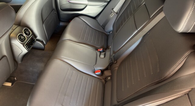 MERCEDES-BENZ C 220 d T 4 Matic Swiss Star