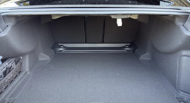 MERCEDES-BENZ E 220 d 4Matic 9G-Tronic