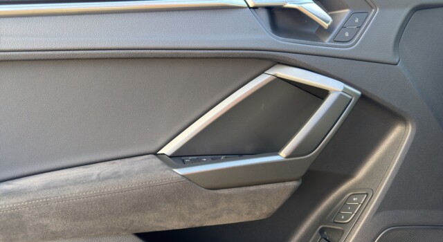 AUDI RS Q3 SB 2.5 TFSI quattro