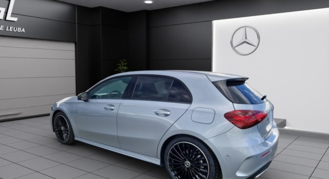 MERCEDES-BENZ A 220 4Matic 8G-DCT