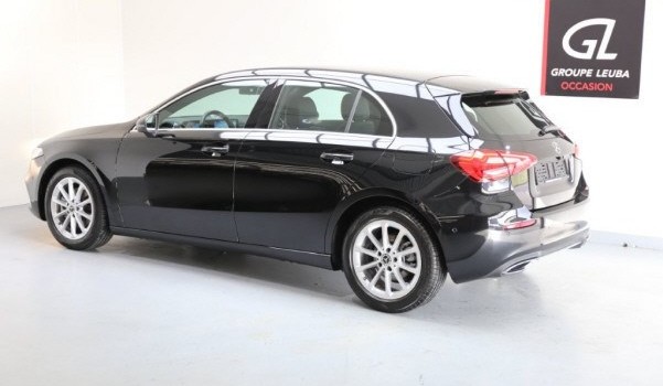 MERCEDES-BENZ A 200 Progressive