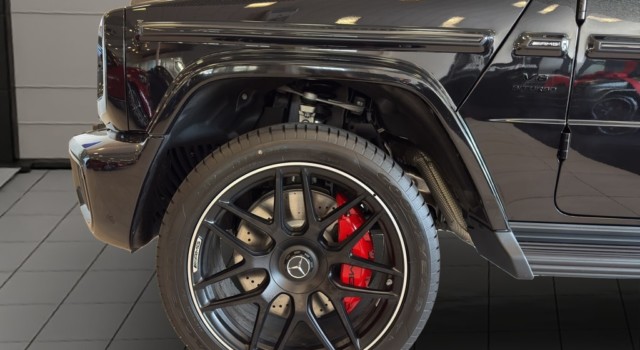 MERCEDES-BENZ G 63 AMG 9G-Tronic