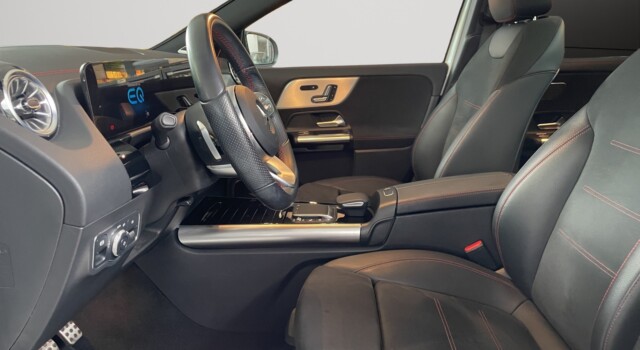 MERCEDES-BENZ EQA 250 AMG Line AMG Line