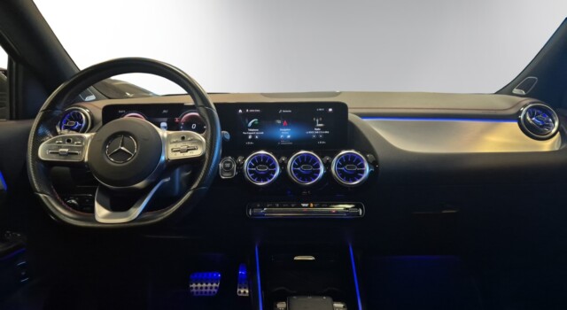 MERCEDES-BENZ EQA 250 AMG Line AMG Line