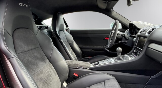 PORSCHE 718-boxster-cayman Cayman GT4