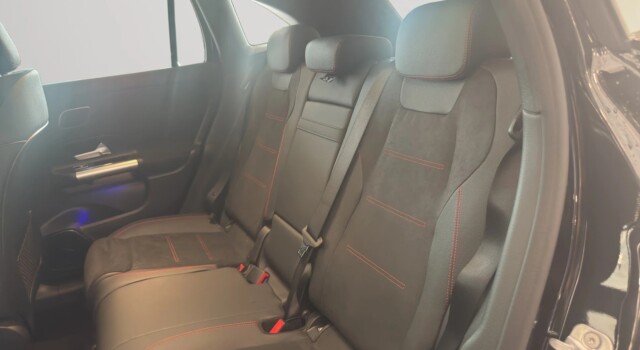 MERCEDES-BENZ GLA 220 4Matic 8G-DCT