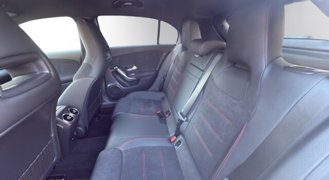 MERCEDES-BENZ A 200 Night Star 7G-DCT