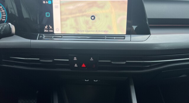 VW GOLF 1.5 eTSI mHEV ACT First Edition DSG