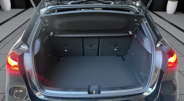 MERCEDES-BENZ A 200 Night Star 7G-DCT