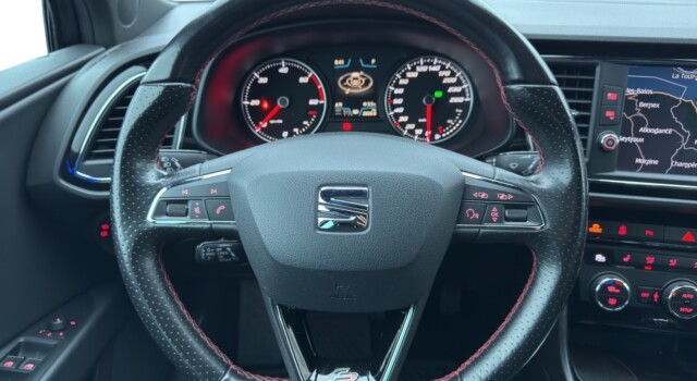 SEAT LEON ST 2.0 TDI FR 4D