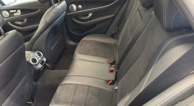 MERCEDES-BENZ E 220 d Swiss Star AMG Line 4Matic 9G-Tronic