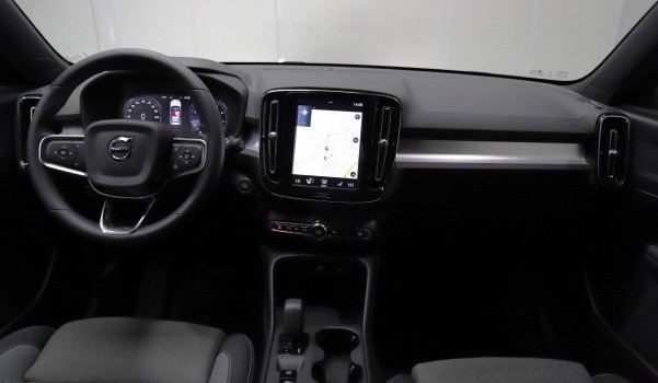 VOLVO XC40 T2 Core Geartronic