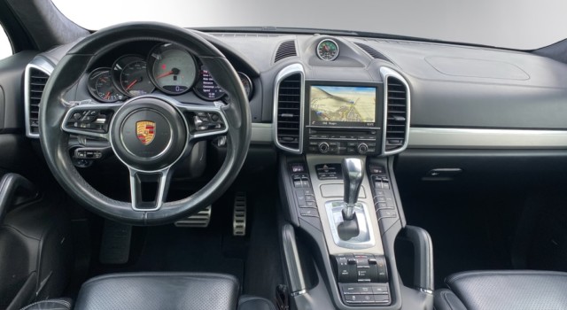 PORSCHE CAYENNE S