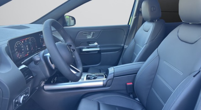 MERCEDES-BENZ GLA 250 4Matic 8G-DCT