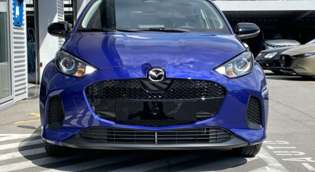 MAZDA 2 Hybrid Centre-line