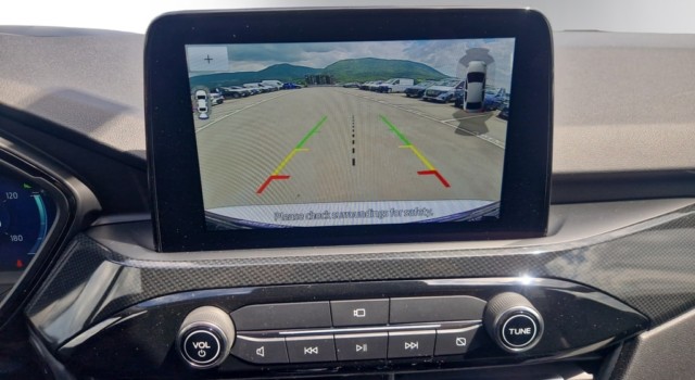 FORD KUGA 2.5 PHEV Titanium 2W
