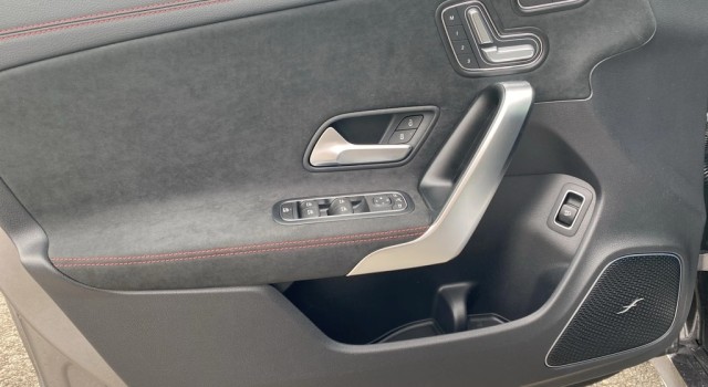 MERCEDES-BENZ CLA 250 CLA Shooting Brake 250 4Matic 8G-DCT