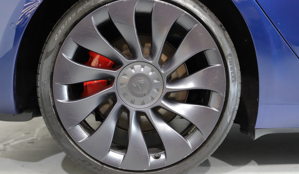 TESLA MODEL 3 Perform. Dual AWD