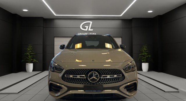 MERCEDES-BENZ GLA 200 Night Star 7G-DCT