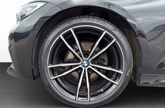BMW 320 d xDrive48VTouring MS