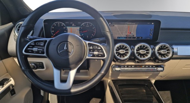 MERCEDES-BENZ GLB 250 4Matic Progressive 8G-Tronic
