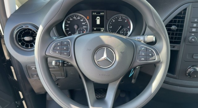 MERCEDES-BENZ VITO 116 CDI Lang 9G-Tronic 4M Select