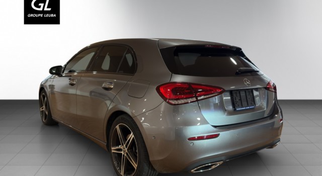 MERCEDES-BENZ A 180 Night Star AMG Line