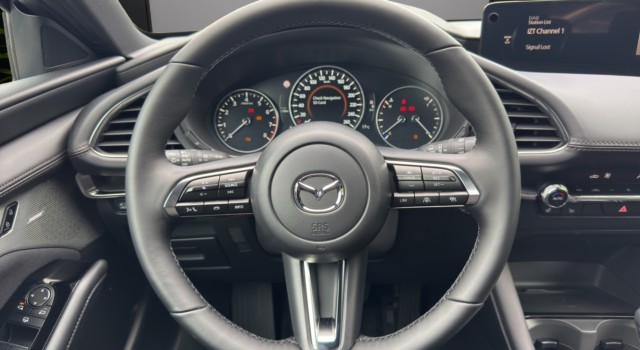 MAZDA 3 Hatchback SKYACTIV-G M Hybrid 140 Centre Line Automat